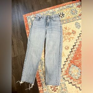 ASOS light wash jeans frayed hem W26 L32 boyfriend cut